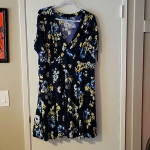 Torrid size 3X blue floral dress